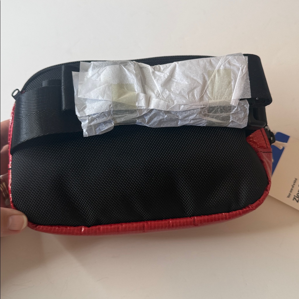 Rareform Zion Sling Bag Tomato Red — image 7 of 8